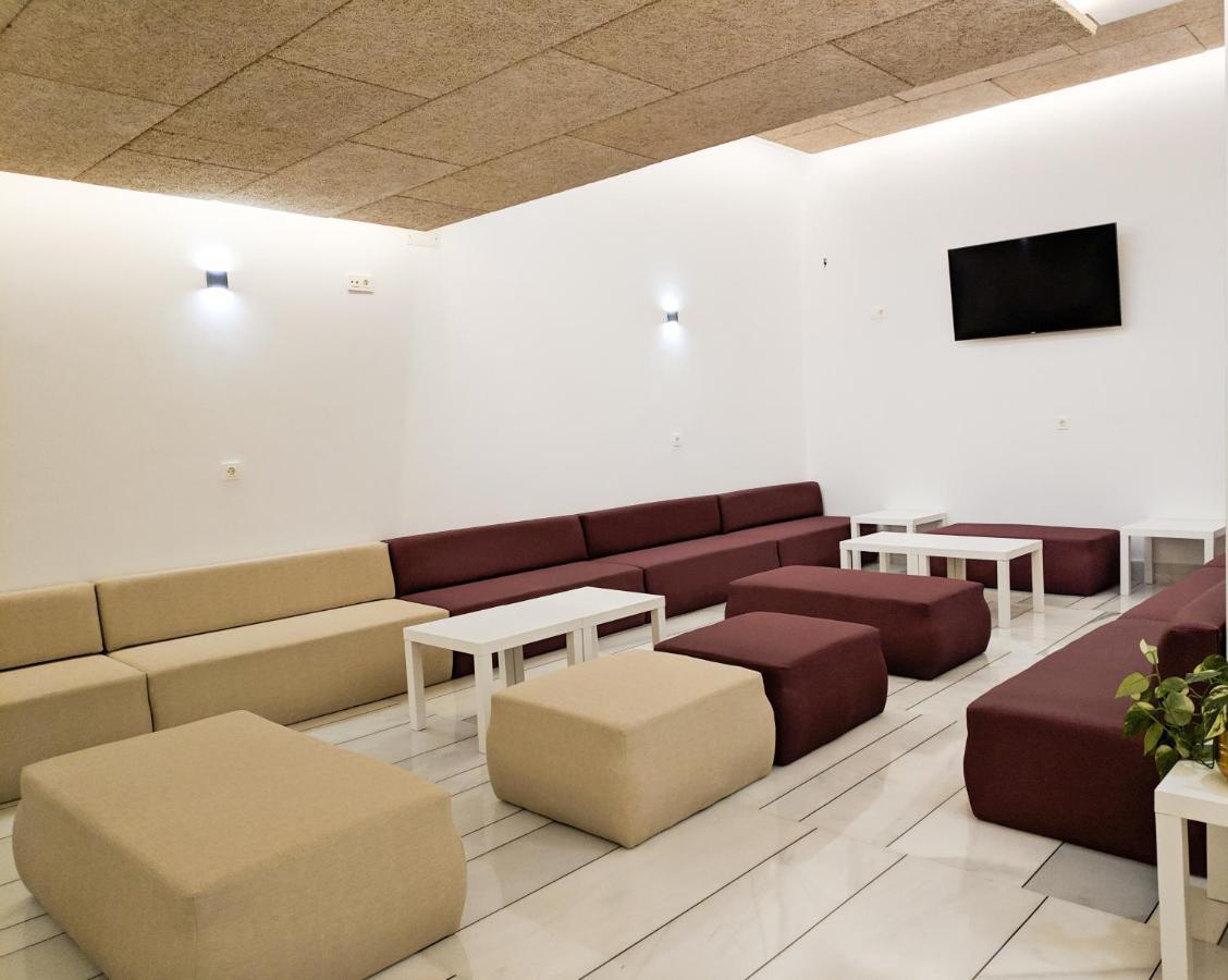 Broz Hostel Гранада Экстерьер фото