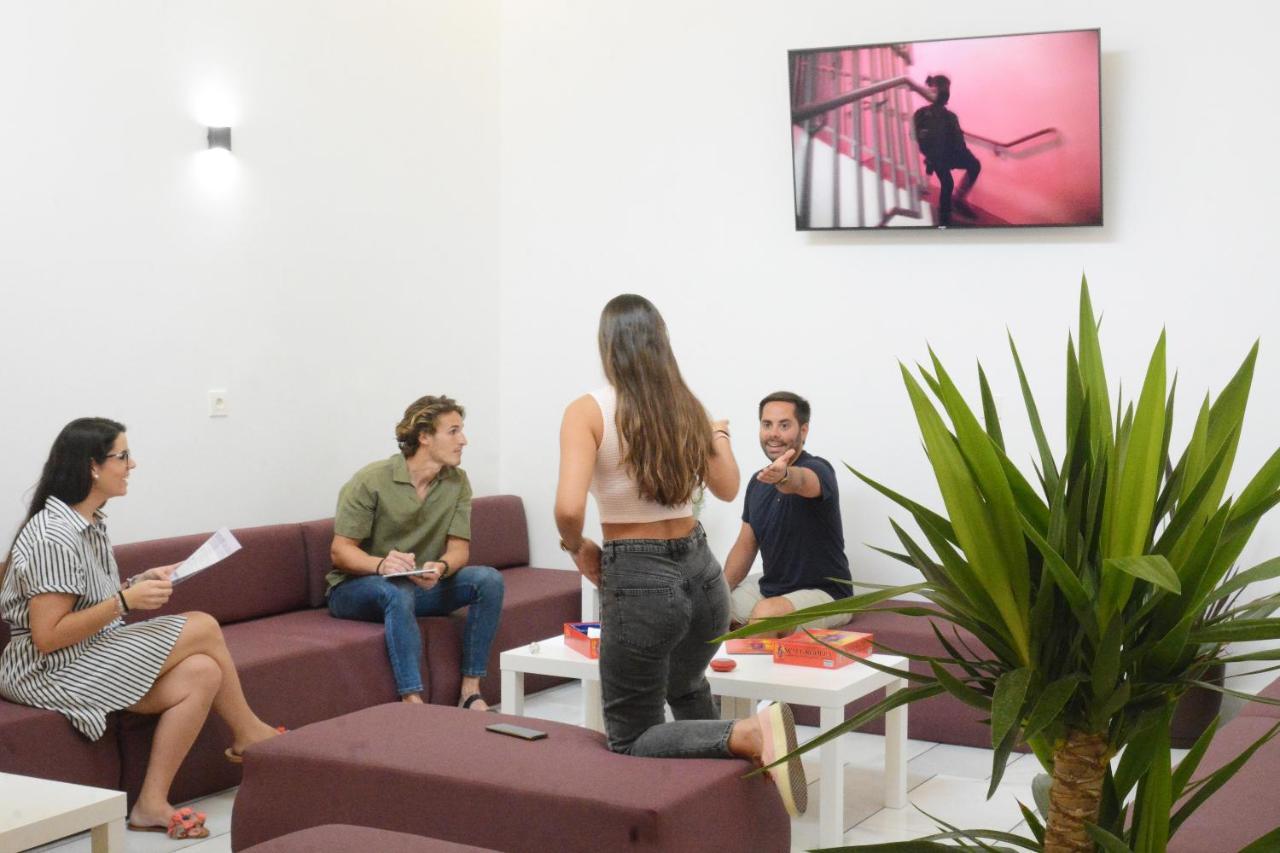 Broz Hostel Гранада Экстерьер фото